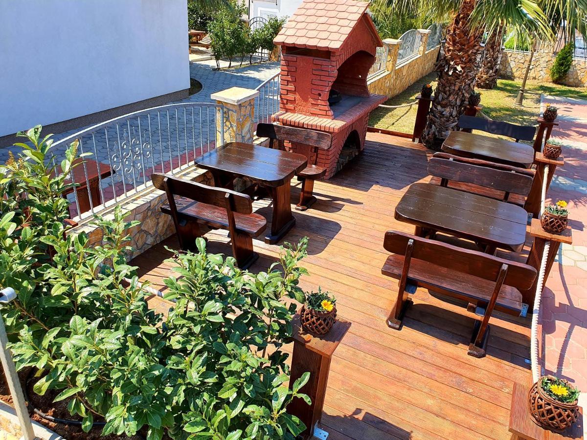 Boutique Hotel Bora & Villas Garamm Pakoštane Екстериор снимка