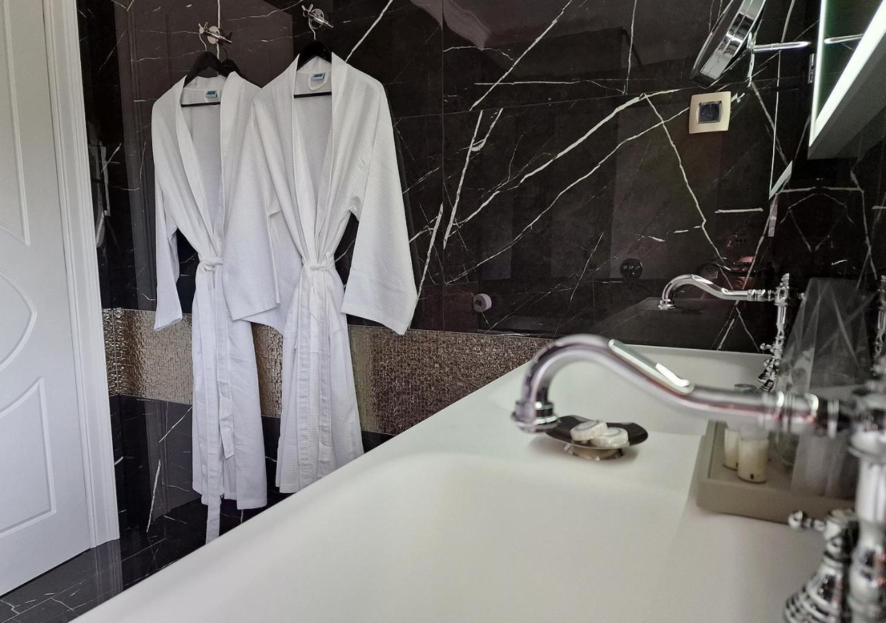 Boutique Hotel Bora & Villas Garamm Pakoštane Екстериор снимка