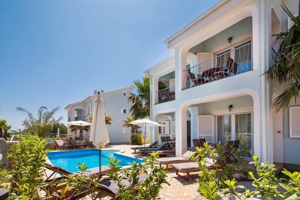 Boutique Hotel Bora & Villas Garamm Pakoštane Екстериор снимка